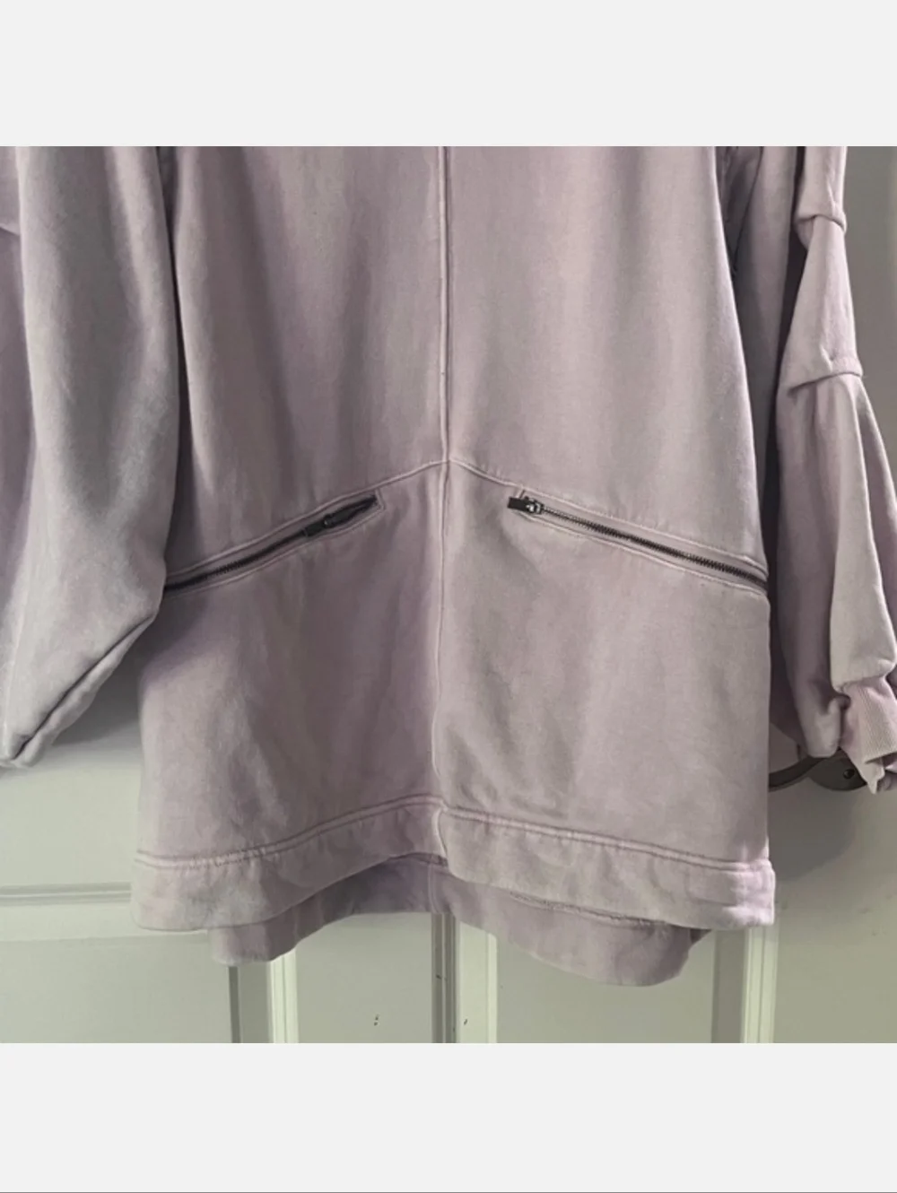 Free People zip movenment